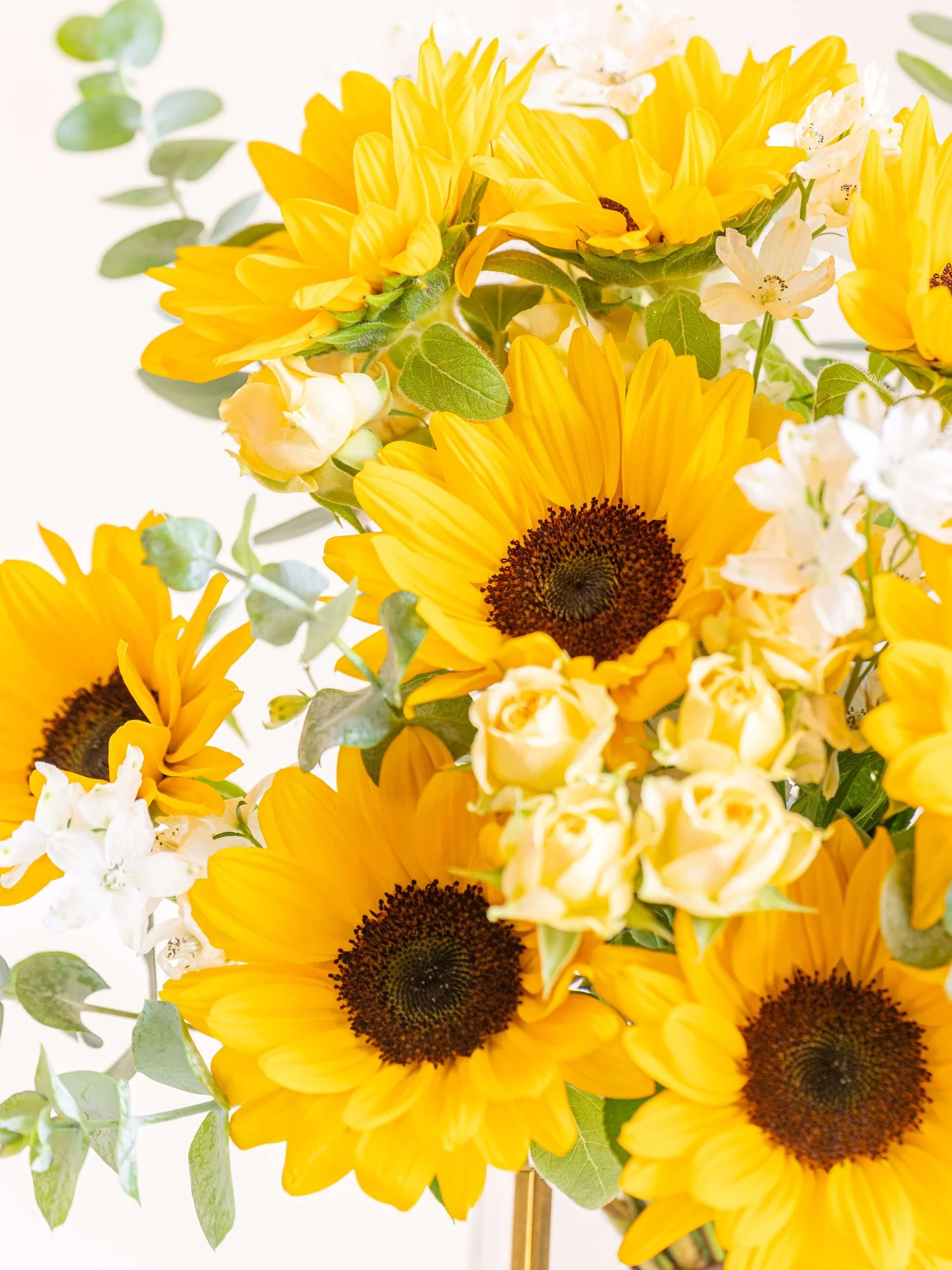 【7月の誕生花】ひまわりと小花の可憐なブーケ L - Image 12