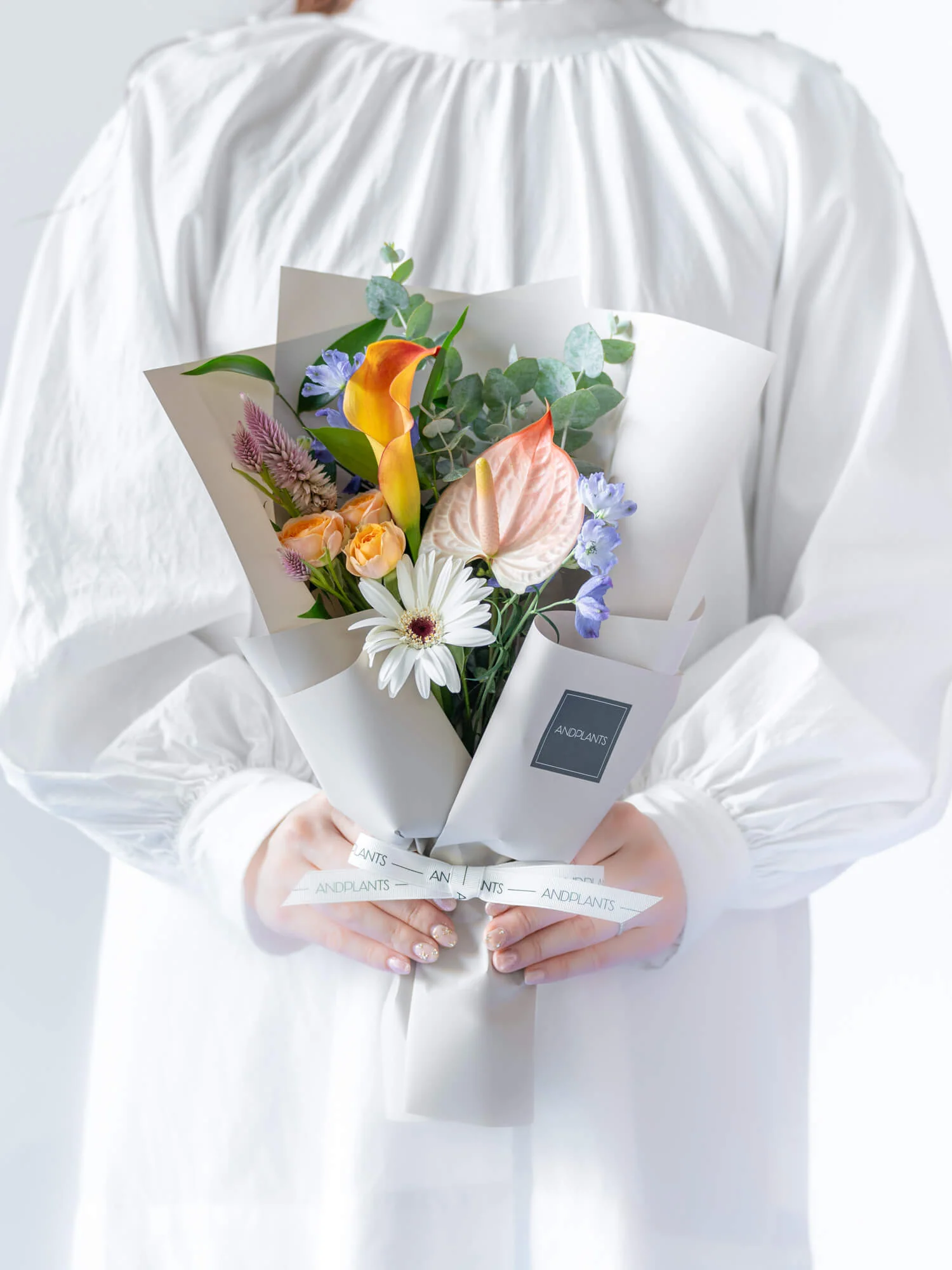 フローリストにおまかせ 季節の花束 S - ミックス - - Image 16