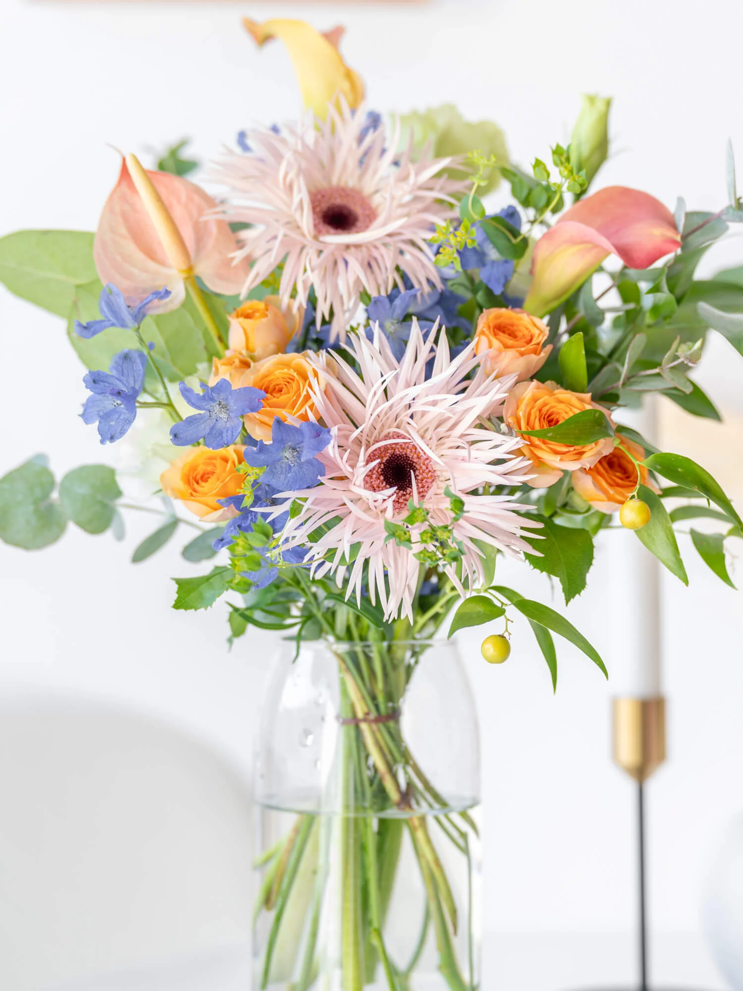 フローリストにおまかせ 季節の花束 M - ミックス - - Image 2