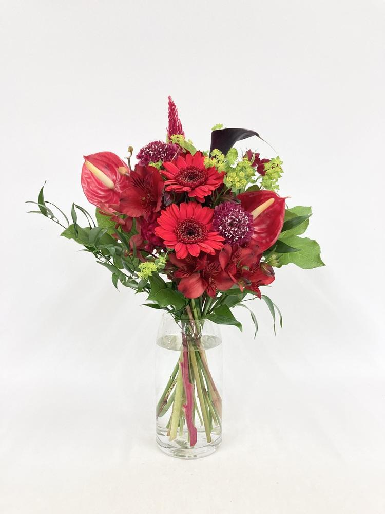 フローリストにおまかせ 季節の花束 M - レッド - - Image 19