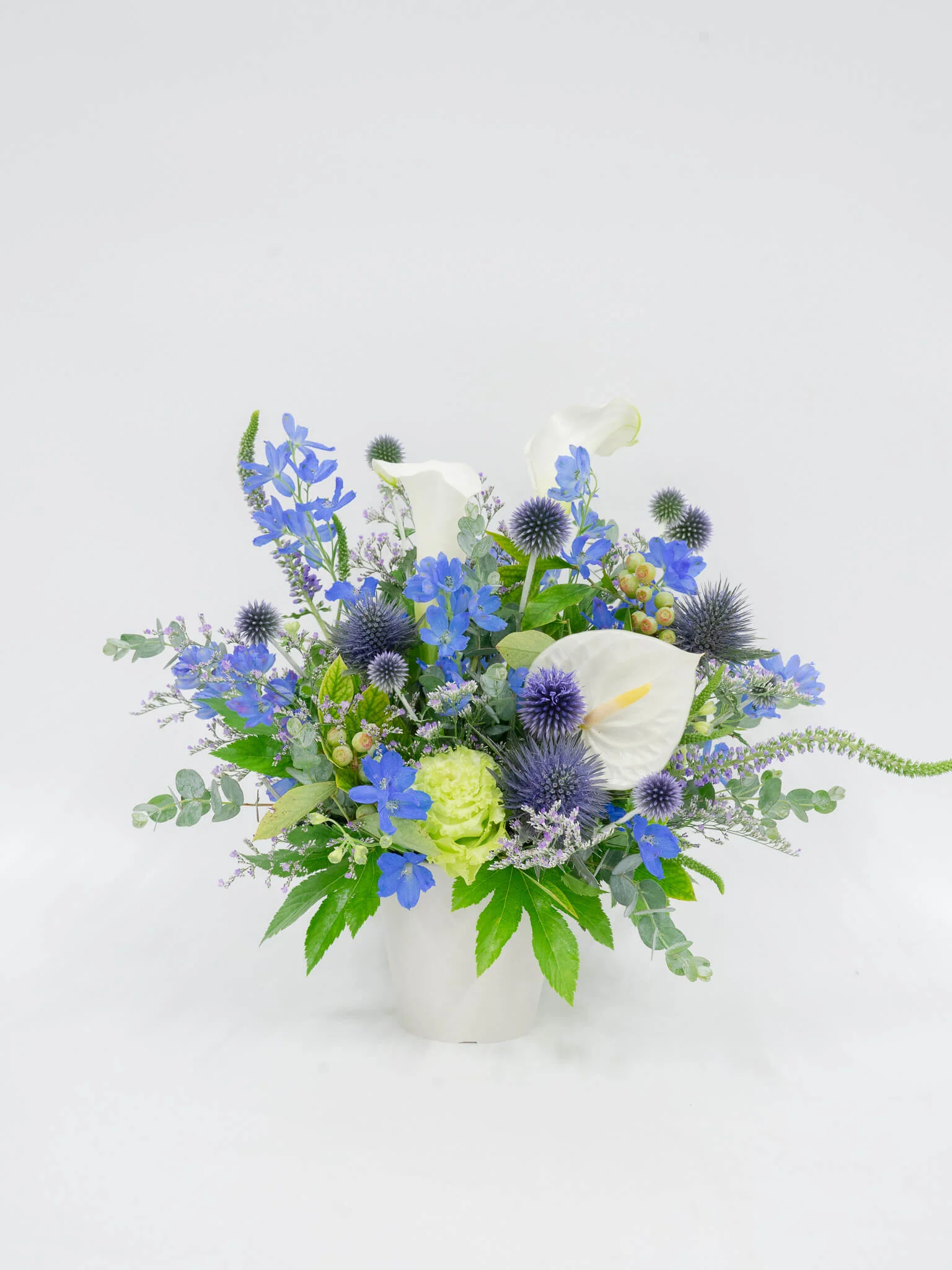 季節のおまかせ生花アレンジ M - ブルー - - Image 13