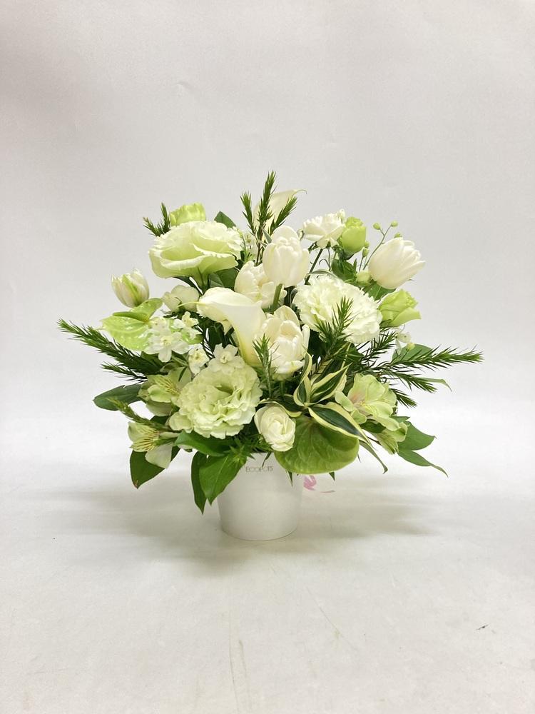 季節のおまかせ生花アレンジ M - グリーン&ホワイト - - Image 19